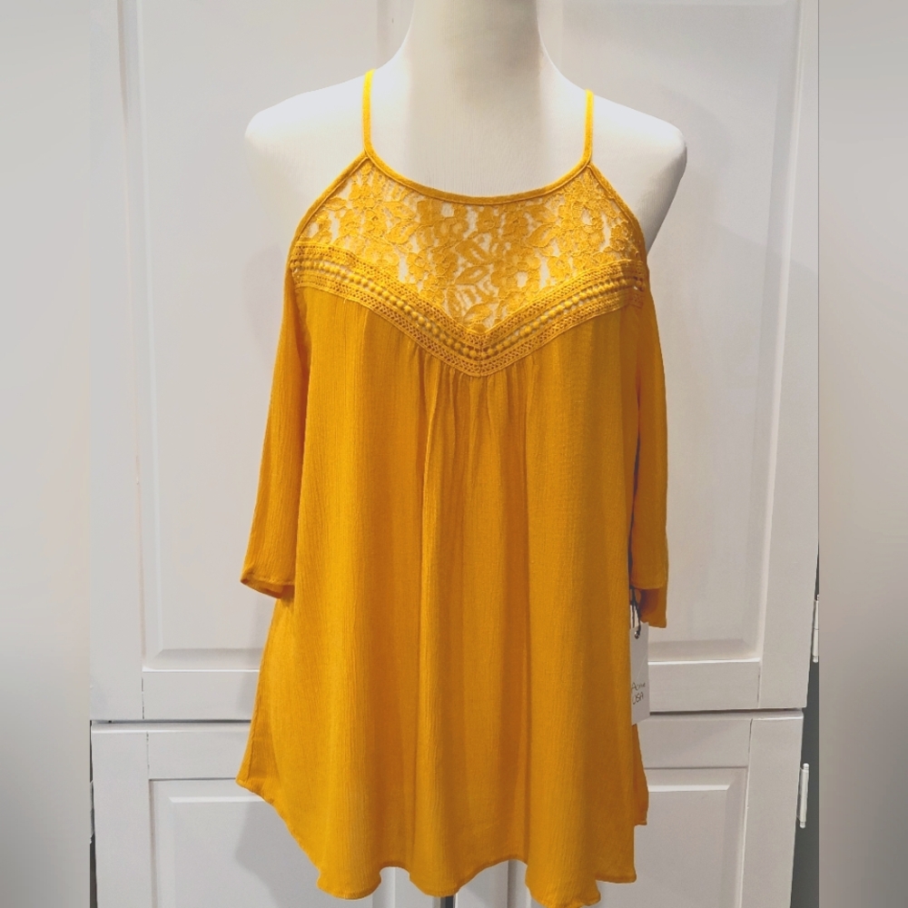 Cold Shoulder Blouse Active USA Women's Size L Yellow Gold / Mustard
